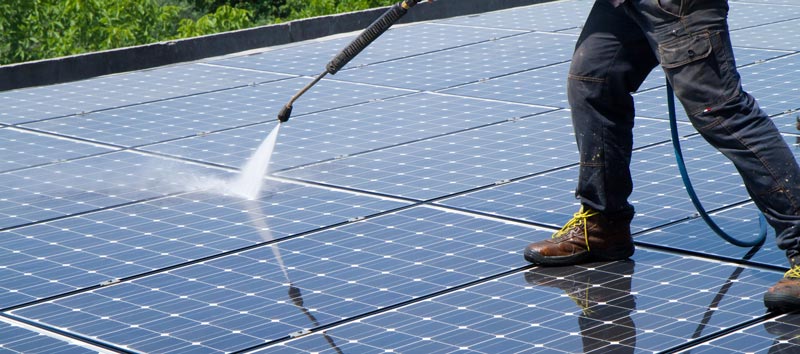 Panneaux solaires : un entretien complet pour une production optimale