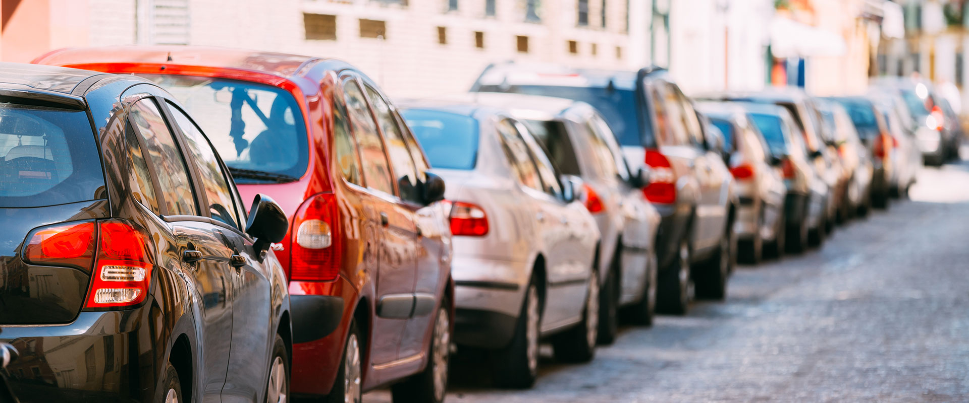 Stationnement en ville : astuces et solutions pratiques