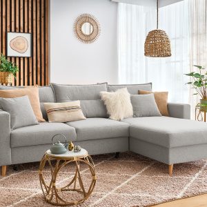 Bois clair et lignes épurées : les secrets d’un intérieur lumineux